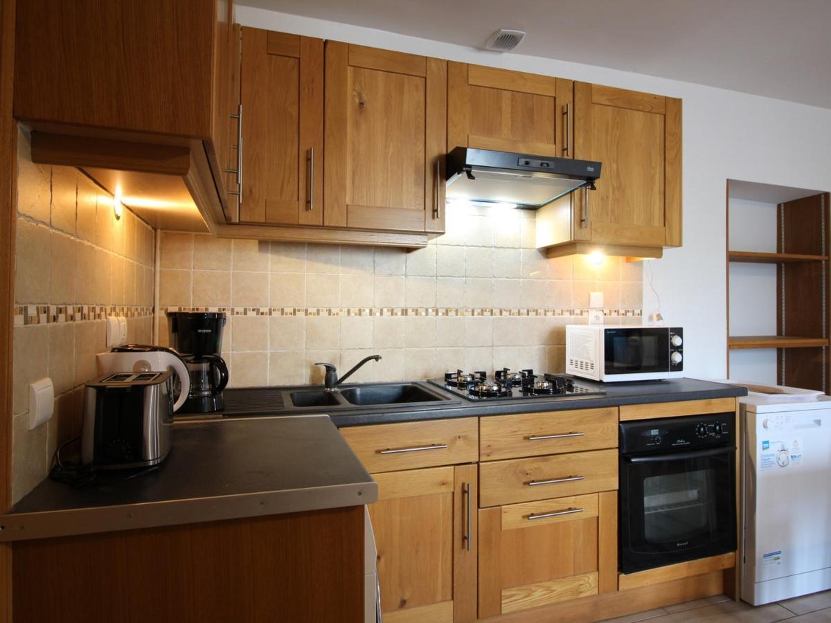 Appartement T3 Avec Parking A La Bourboule, A 500M Des Thermes Et Du Centre, Wifi Inclus - Fr-1-608-14 Exteriör bild